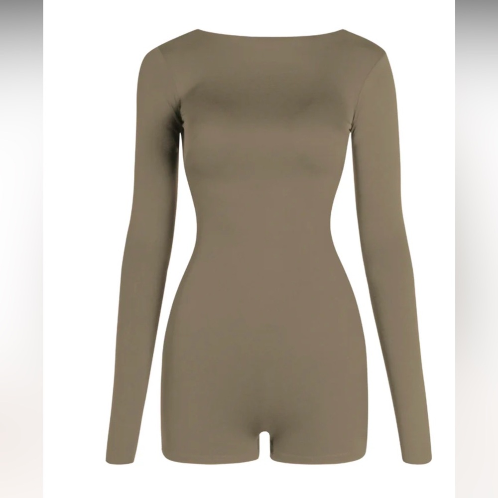 Zym Dance Bodysuit - Picture 4 of 12